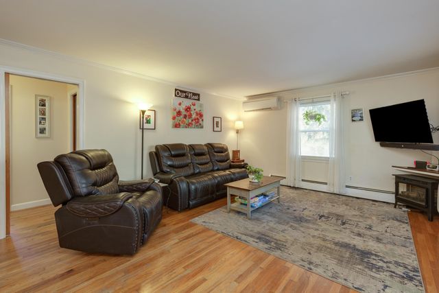 7 Currier Road, Concord, NH 03301