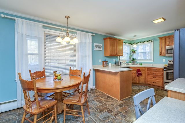 7 Currier Road, Concord, NH 03301