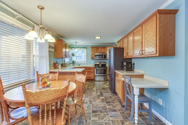 7 Currier Road, Concord, NH 03301