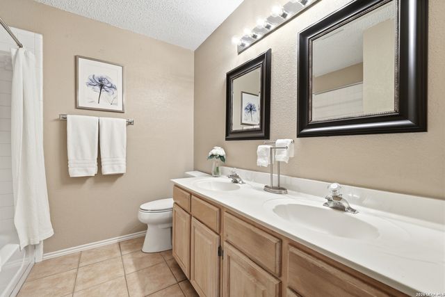 2310 W Wild Turkey, San Antonio, TX 78232