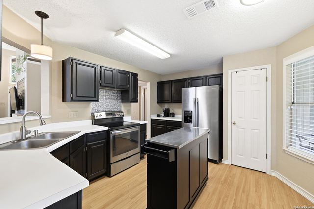 2310 W Wild Turkey, San Antonio, TX 78232
