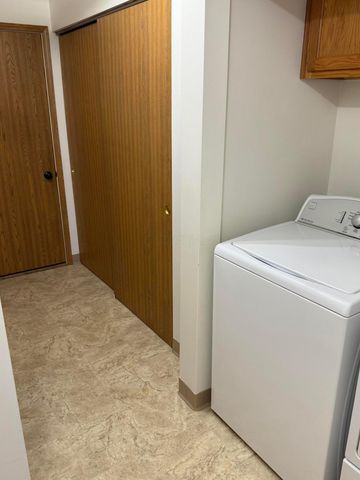 5353 Pond View Drive, Westerville, OH 43081