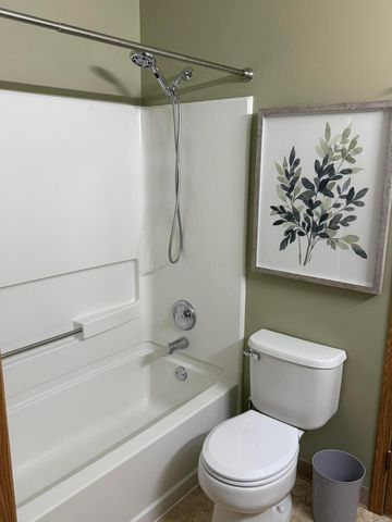 5353 Pond View Drive, Westerville, OH 43081