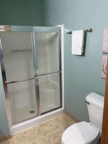 5353 Pond View Drive, Westerville, OH 43081