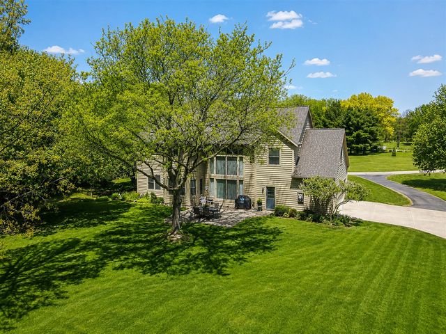 7494 Bridle Path Court, Ada, MI 49301