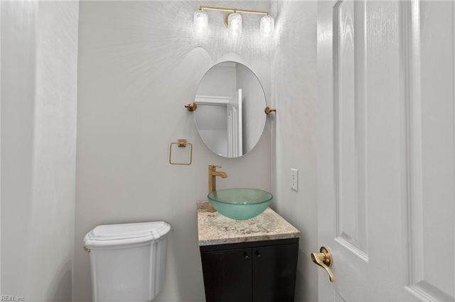 103 The Machrie, Smithfield, VA 23430