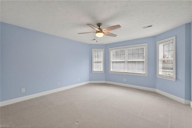 103 The Machrie, Smithfield, VA 23430