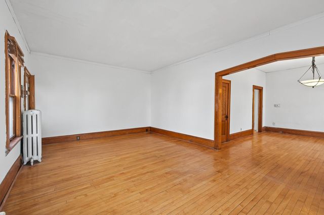 819 W 28th Street, Minneapolis, MN 55408