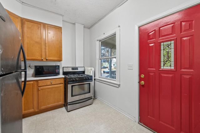 819 W 28th Street, Minneapolis, MN 55408