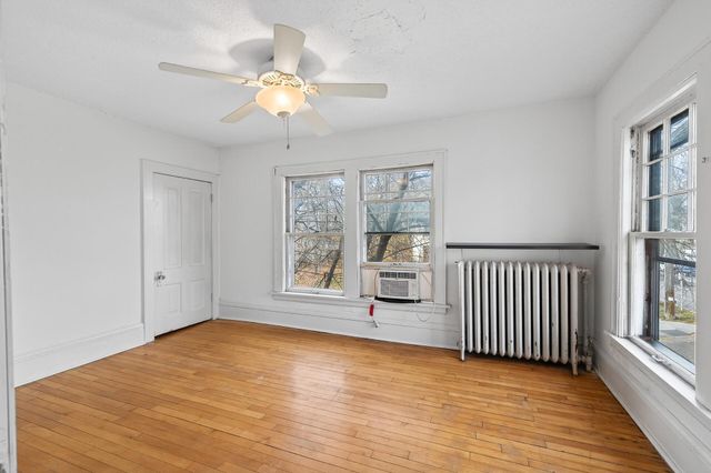 819 W 28th Street, Minneapolis, MN 55408