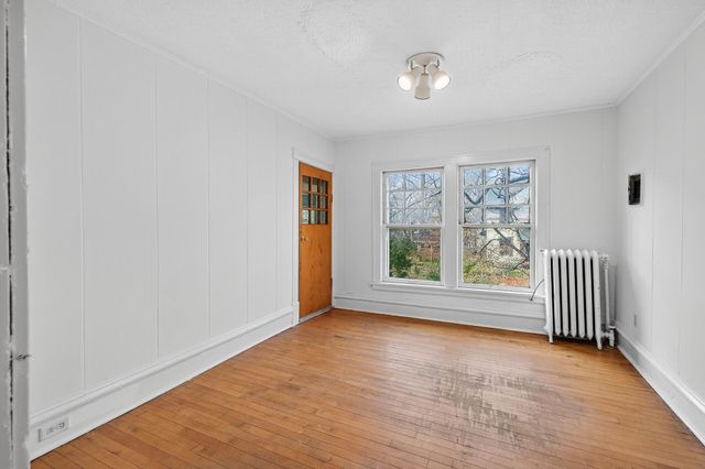 819 W 28th Street, Minneapolis, MN 55408