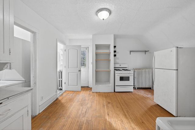 819 W 28th Street, Minneapolis, MN 55408