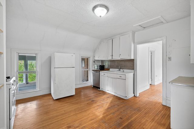 819 W 28th Street, Minneapolis, MN 55408