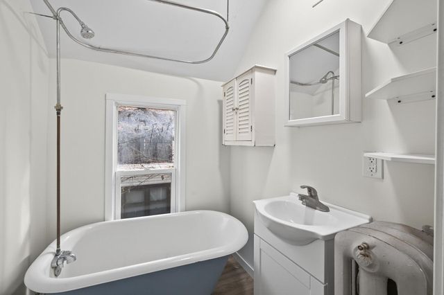 819 W 28th Street, Minneapolis, MN 55408