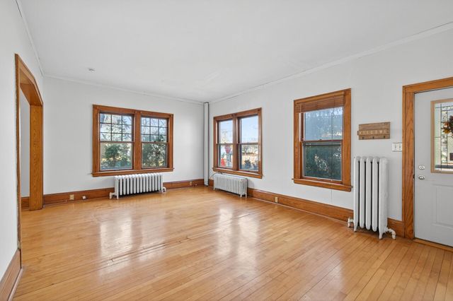 819 W 28th Street, Minneapolis, MN 55408