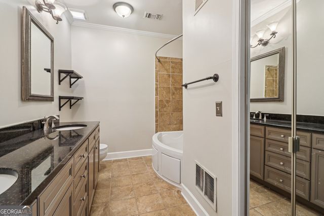 3071 Lenox Road NE 8, Atlanta, GA 30324