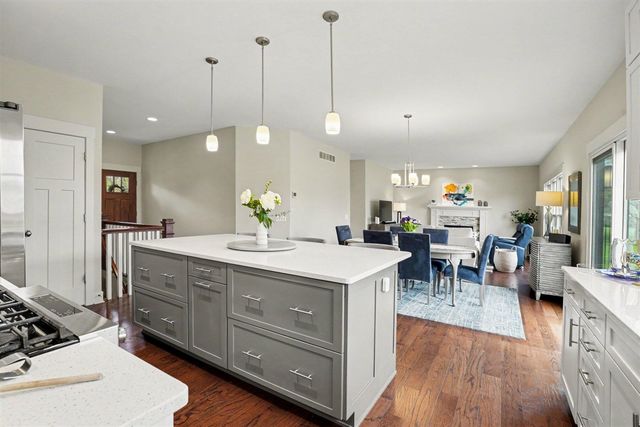 4001 Fox Woods Road, Saint Joseph, MI 49085