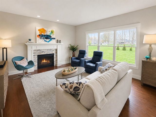 4001 Fox Woods Road, Saint Joseph, MI 49085