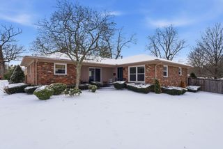 1000 Castleton Way, Lexington, KY 40517