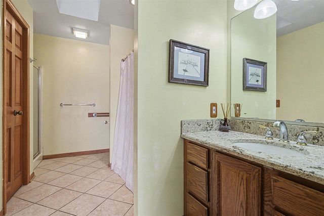 2111 Oak Lane, Battle Creek, MI 49014