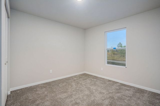 883 Main Street, Holland, MI 49423