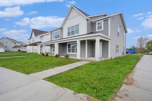 883 Main Street, Holland, MI 49423