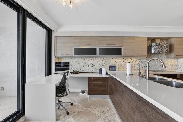 1400 S Ocean Boulevard 1003, Boca Raton, FL 33432