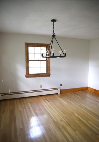 6 Edgewood Ln, Mattapoisett, MA 02739