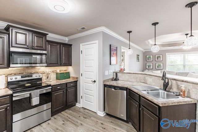 103 Walkers Hill Road, Meridianville, AL 35759