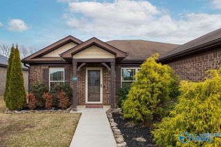 103 Walkers Hill Road, Meridianville, AL 35759