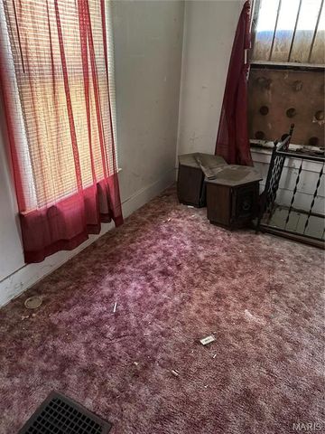 809 N 23 rd, East St Louis, IL 62205