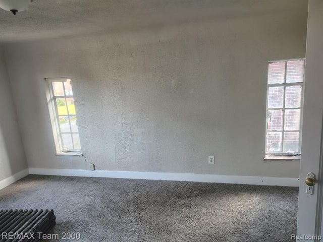13960 Montrose Street, Detroit, MI 48227