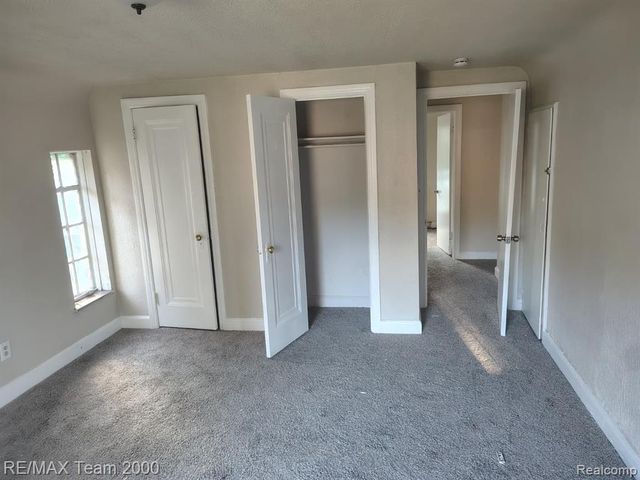 13960 Montrose Street, Detroit, MI 48227