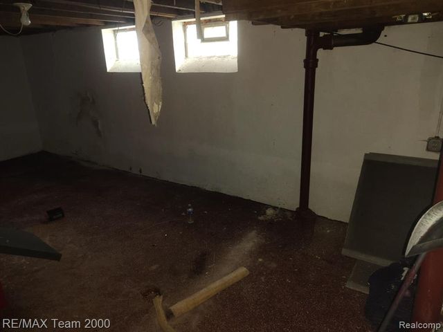 13960 Montrose Street, Detroit, MI 48227