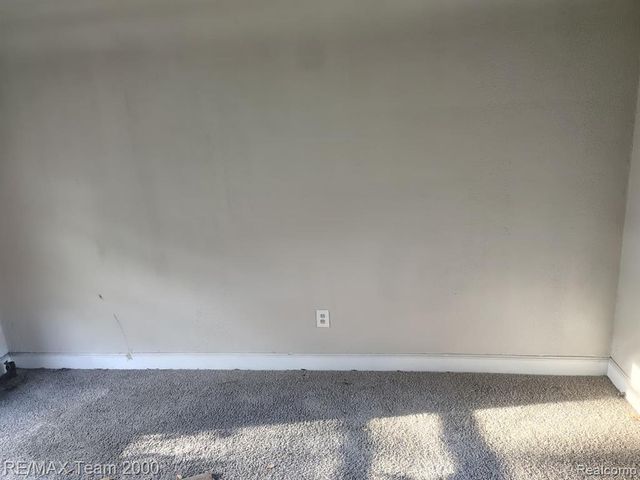 13960 Montrose Street, Detroit, MI 48227