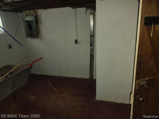 13960 Montrose Street, Detroit, MI 48227