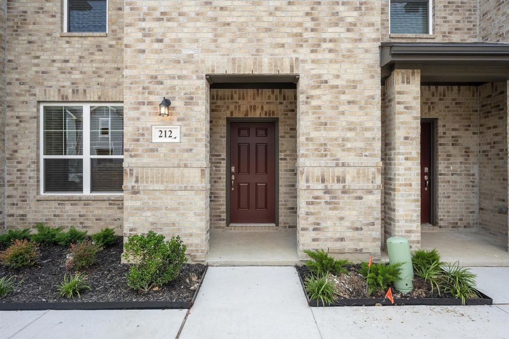 261 Territory Trail 25, Fort Worth, TX 76120 — photo 4