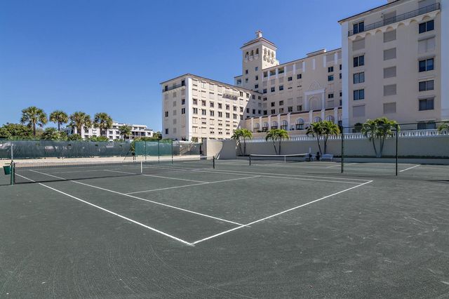 150 Bradley Place 605, Palm Beach, FL 33480