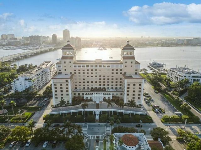 150 Bradley Place 605, Palm Beach, FL 33480