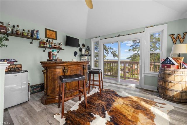 315 Bay Tree Beach RD, Seaford, VA 23696