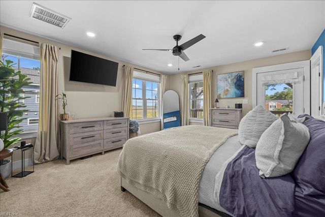 315 Bay Tree Beach RD, Seaford, VA 23696