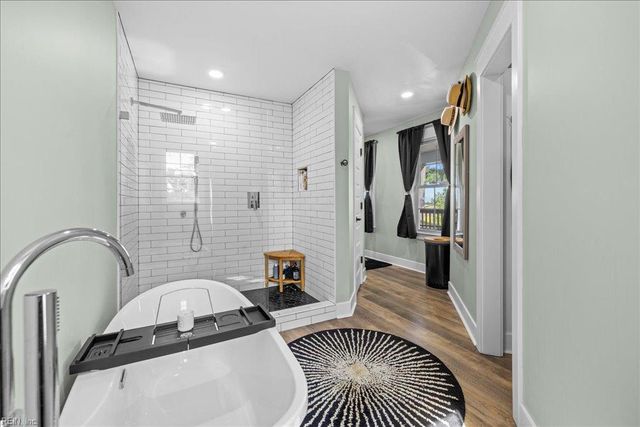 315 Bay Tree Beach RD, Seaford, VA 23696