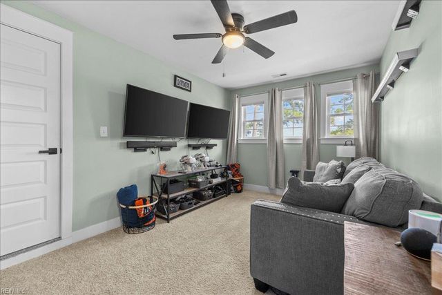 315 Bay Tree Beach RD, Seaford, VA 23696