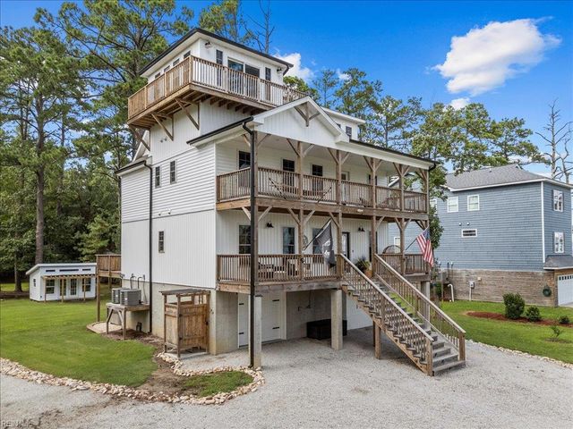 315 Bay Tree Beach RD, Seaford, VA 23696