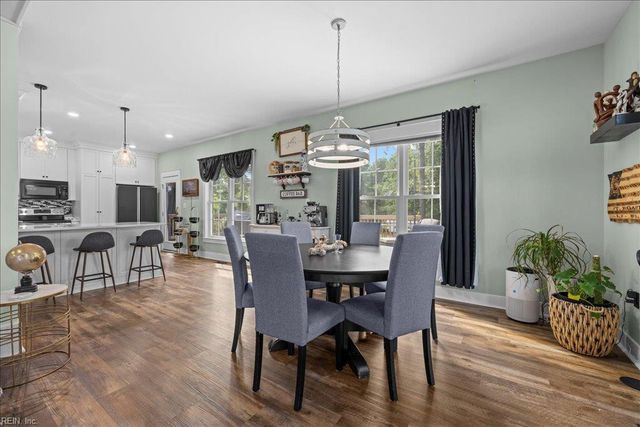 315 Bay Tree Beach RD, Seaford, VA 23696