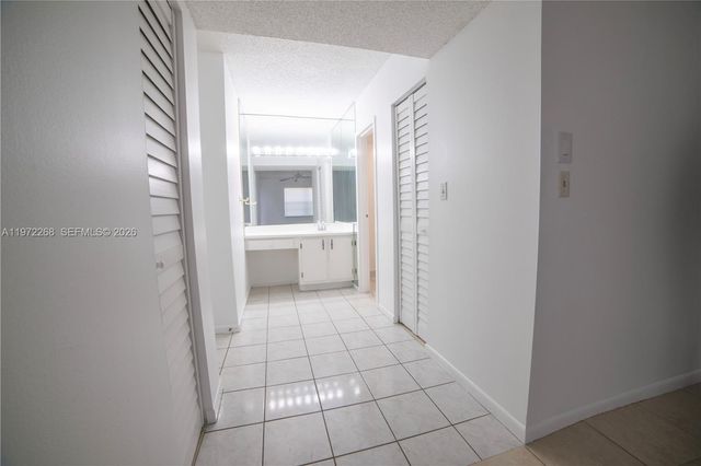 4394 NW 9th Ave 20-3H, Deerfield Beach, FL 33064