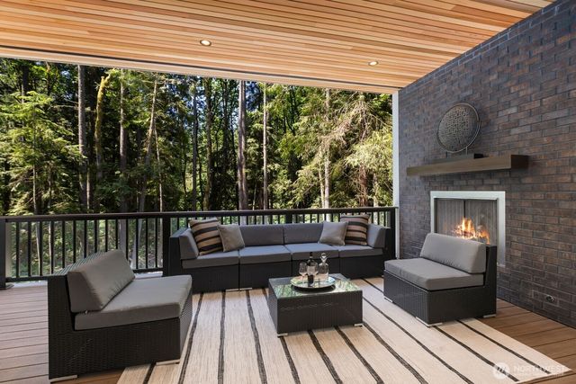 22605 NE 142nd Place, Woodinville, WA 98077