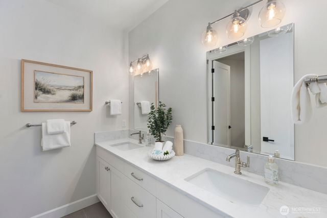 22605 NE 142nd Place, Woodinville, WA 98077