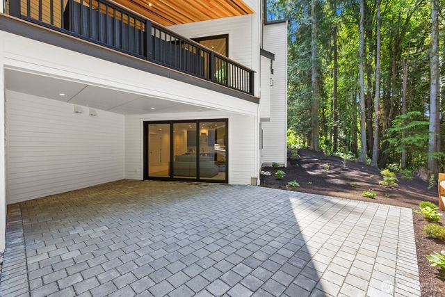 22605 NE 142nd Place, Woodinville, WA 98077