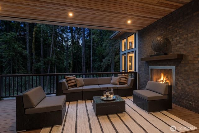 22605 NE 142nd Place, Woodinville, WA 98077